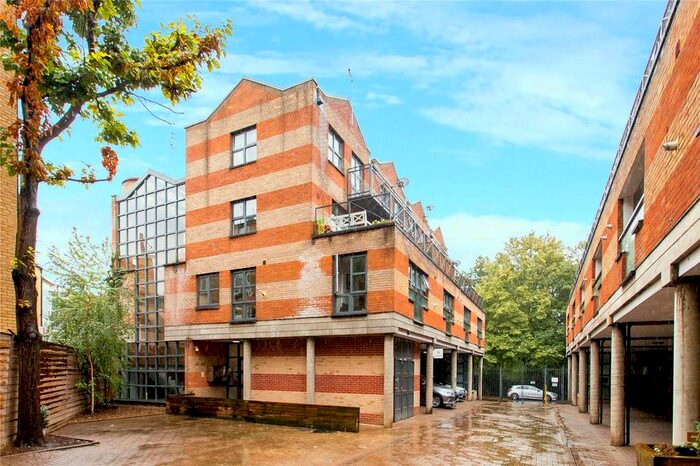 Studio To Rent In Bruges Place, London, NW1