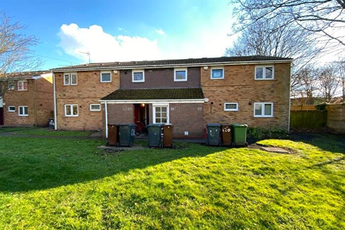 3 Bedroom Flat For Sale In Rooker Avenue, Wolverhampton, West Midlands, WV2