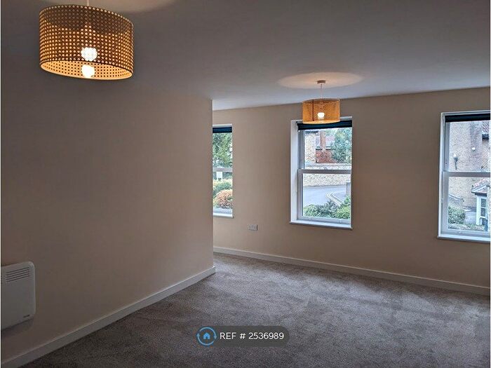 1 Bedroom Flat To Rent In The Causeway, Bicester, OX26