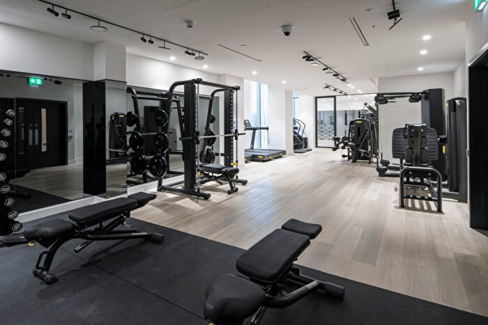 1 Bedroom Flat For Sale In Kennington Oval, London, SE11