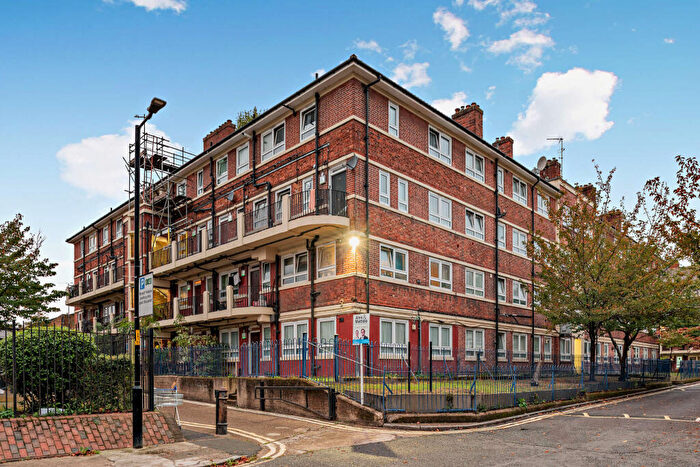 3 Bedroom Flat For Sale In Adams Gardens Estate, Southwark, SE16