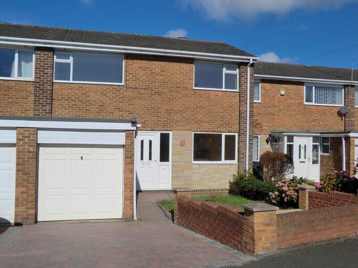 3 Bedroom Terraced House To Rent In Chillingham Close, Blyth, NE24