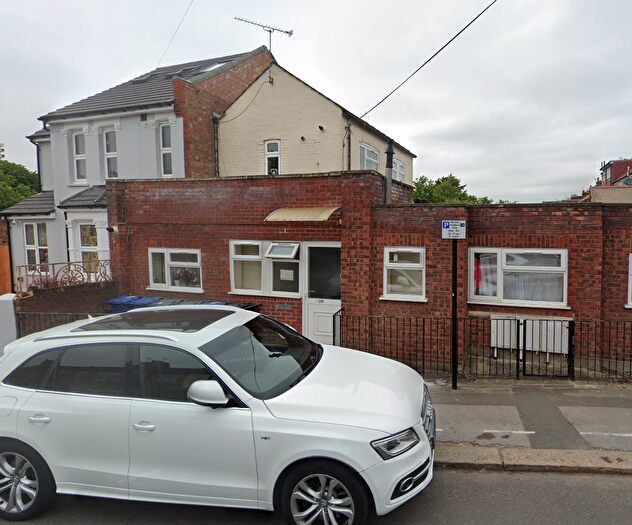 2 Bedroom Flat To Rent In Byron Road, London, HA3