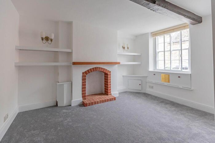 2 Bedroom Terraced House To Rent In St. Johns Street, Malmesbury, SN16