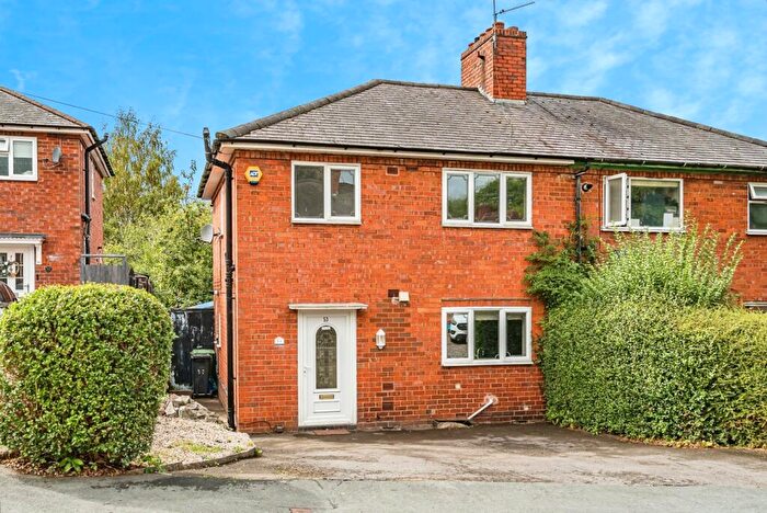 3 Bedroom Semi-Detached House For Sale In Ashfield Crescent, Stourbridge, West Midlands, DY9