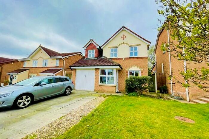 3 Bedroom Detached House To Rent In Shetland Way, Radcliffe, Manchester, Lancashire, M26
