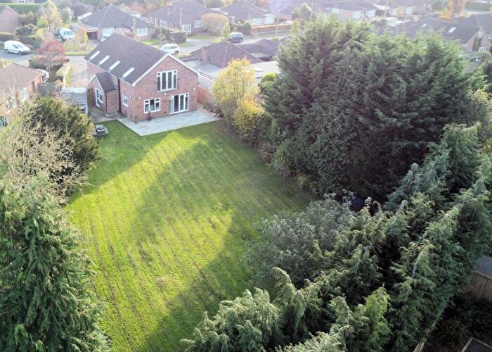 5 Bedroom Detached House For Sale In Great Location - Codmore Crescent, Chesham, HP5