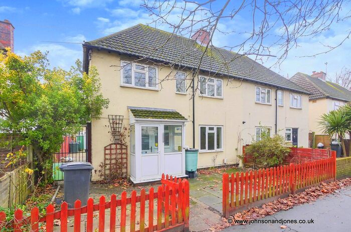 3 Bedroom Semi-Detached House To Rent In Green Lane, Addlestone, KT15