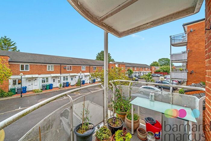 1 Bedroom Flat For Sale In Pageant Avenue, London, NW9