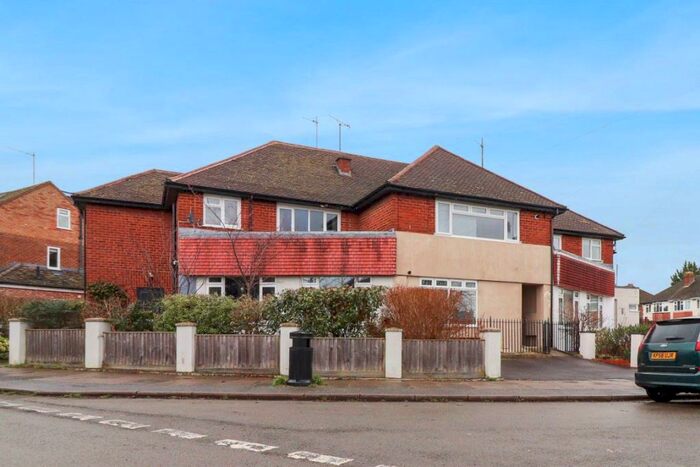 2 Bedroom Flat To Rent In Prestbury, GL52