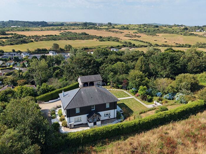 4 Bedroom Detached House For Sale In Wheal Rose, Nr St Agnes, TR16