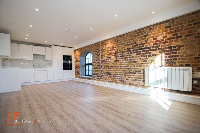 1 Bedroom Apartment To Rent In Maponite Buildings, Hawkins Road, Colchester, Essex, CO2