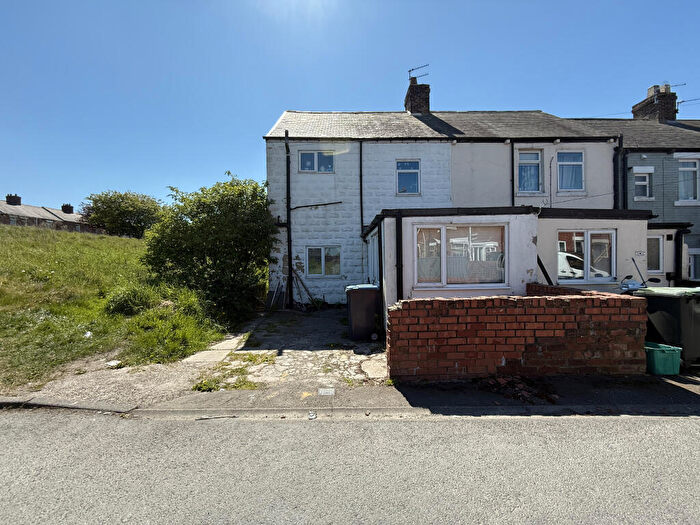 3 Bedroom End Of Terrace House For Sale In Oswald Street, Stanley, County Durham, DH9