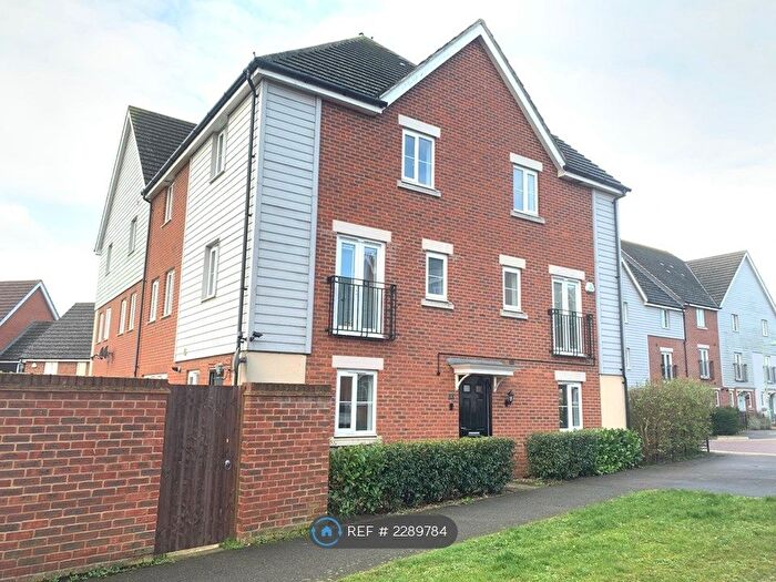 3 Bedroom Terraced House To Rent In Wagtail Drive, Stowmarket, IP14