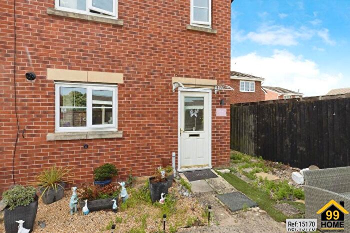 2 Bedroom End Of Terrace House For Sale In The Plantation, Hardwicke, GL2