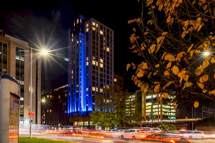 2 Bedroom Flat To Rent In Napier Road, Reading, Berkshire, RG1