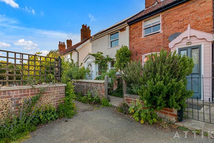 2 Bedroom End Of Terrace House For Sale In Burrells Cottages, Post Office Road, Knodishall, IP17