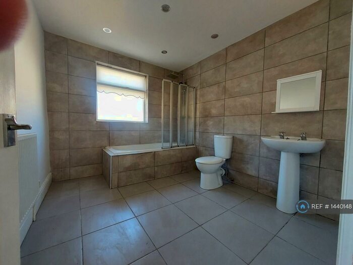 2 Bedroom Terraced House To Rent In Imrie Street, Walton, L4