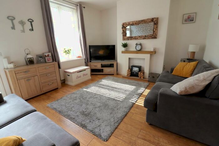 2 Bedroom Terraced House For Sale In Belmont Terrace, Foulridge, BB8