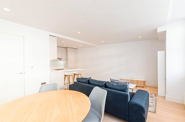 1 Bedroom Flat To Rent In Renfrew Road, , Kennington, London, SE11