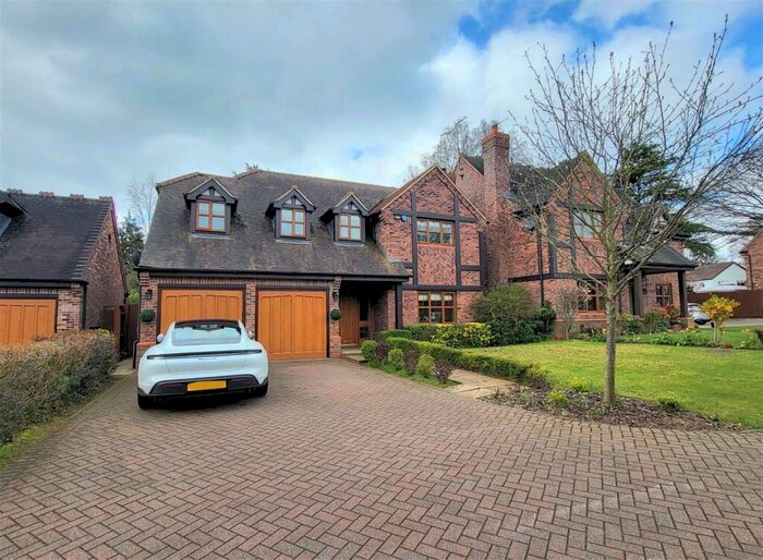 4 Bedroom Detached House To Rent In Kingscroft Close, Sutton Coldfield, West Midlands, B74