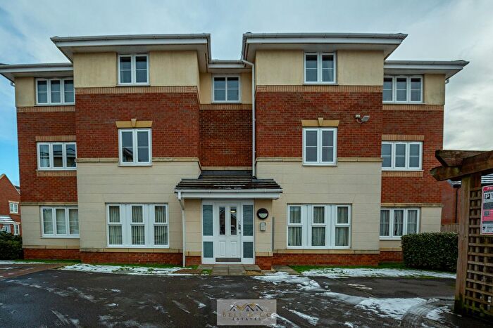 2 Bedroom Flat To Rent In Doveholes Drive, Handsworth, Sheffield, S13