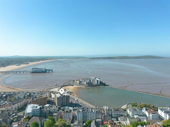 3 Bedroom Flat For Sale In Knightstone Road, Weston Sea Front - Beds & Sea Views!, BS23