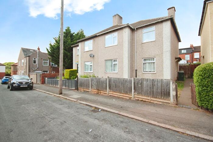 3 Bedroom Semi-Detached House For Sale In Orwell Road, Coventry, West Midlands, CV1