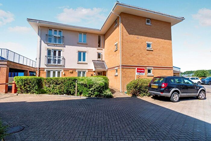 1 Bedroom Flat For Sale In Hawkeswood Road, Southampton, SO18