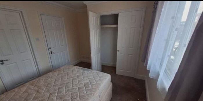 2 Bedroom Flat To Rent In Homesdale Road, Bromley, Bromley, Kent, BR2