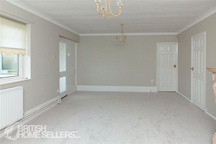 2 Bedroom Bungalow For Sale In Weetman Avenue, Church Warsop, Mansfield, Nottinghamshire, NG20