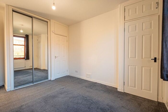 2 Bedroom Flat To Rent In Abbotsford Place, Dundee, DD2