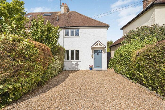 3 Bedroom Semi Detached House For Sale In Little Green Lane, Farnham, Surrey, GU9