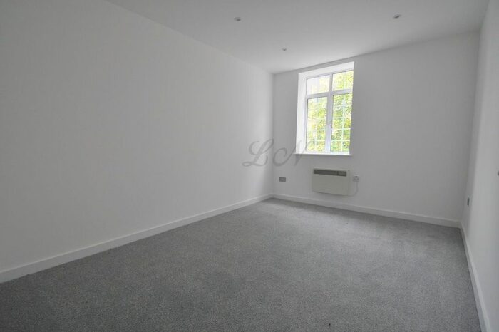 2 Bedroom Flat To Rent In Northbrook Street, Newbury, RG14