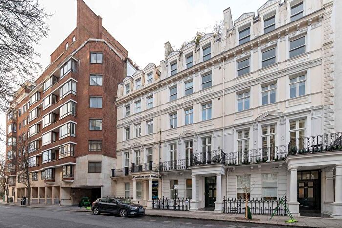 1 Bedroom Flat For Sale In Queensborough Terrace, London, W2