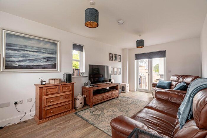 3 Bedroom Semi-Detached Villa For Sale In Carter Drive, Edinburgh, EH17