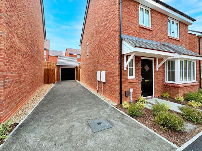 3 Bedroom Detached House To Rent In Leycester Close, Oadby, Leicester, LE2