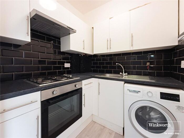 2 Bedroom Apartment To Rent In Kingsbury Road, Kingsbury, London, NW9