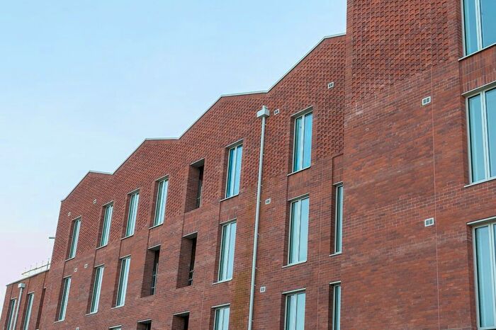 1 Bedroom Flat To Rent In Vicarage Road, Watford, Hertfordshire, WD18