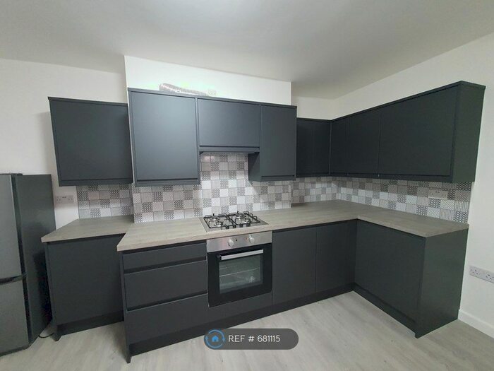 1 Bedroom Flat To Rent In Wescote Road, London SW16