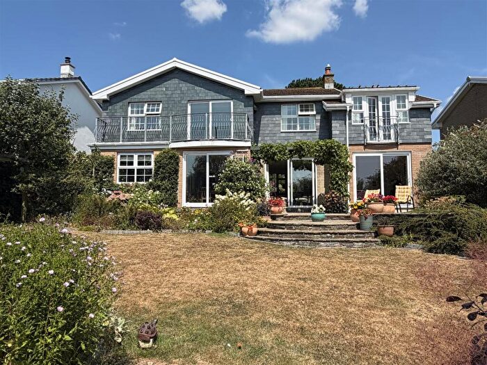 4 Bedroom Detached House For Sale In Hanson Drive, Fowey, PL23