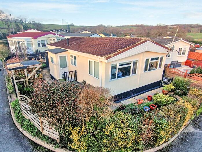 2 Bedroom Park Home For Sale In Woodlands Park, Tedburn St Mary, Exeter, EX6