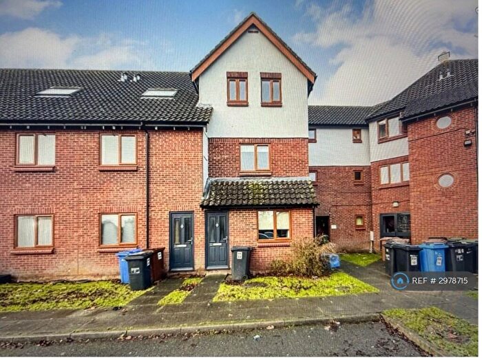 2 Bedroom Flat To Rent In Stephenson Way, Corby, NN17