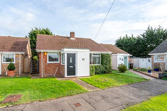 2 Bedroom Bungalow For Sale In Hedgeway, Felpham, Bognor Regis, PO22