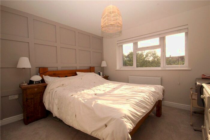 2 Bedroom End Of Terrace House To Rent In Cypress Road, Guildford, Surrey, GU1