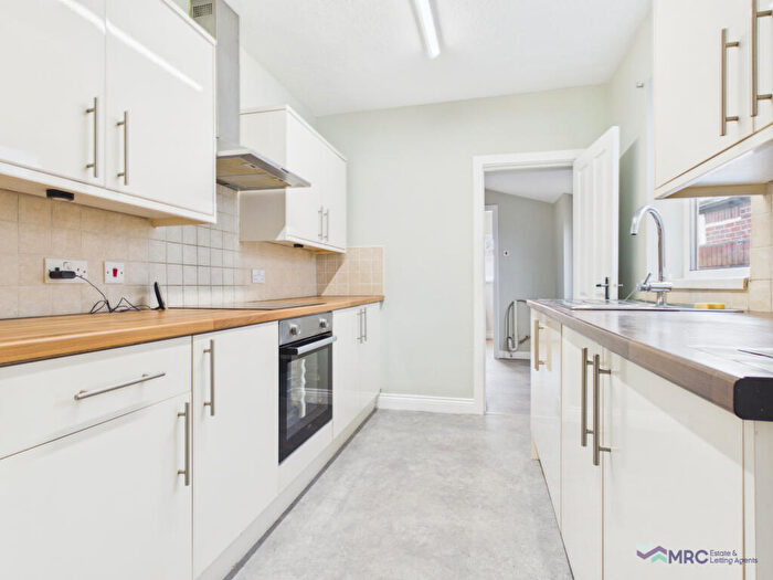 3 Bedroom Terraced House To Rent In Alliance Avenue, HU3
