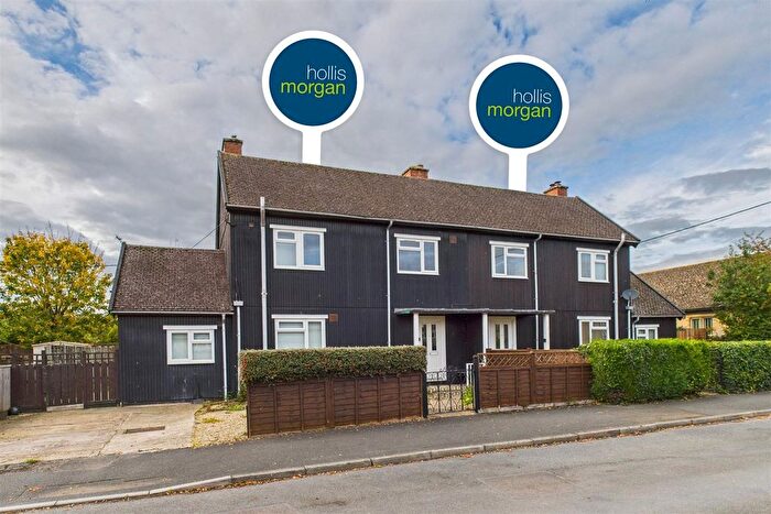 6 Bedroom Detached House For Sale In The Plies, Fairford, GL7