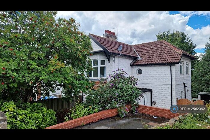 3 Bedroom Semi-Detached House To Rent In Stonegate Road, Leeds, LS6