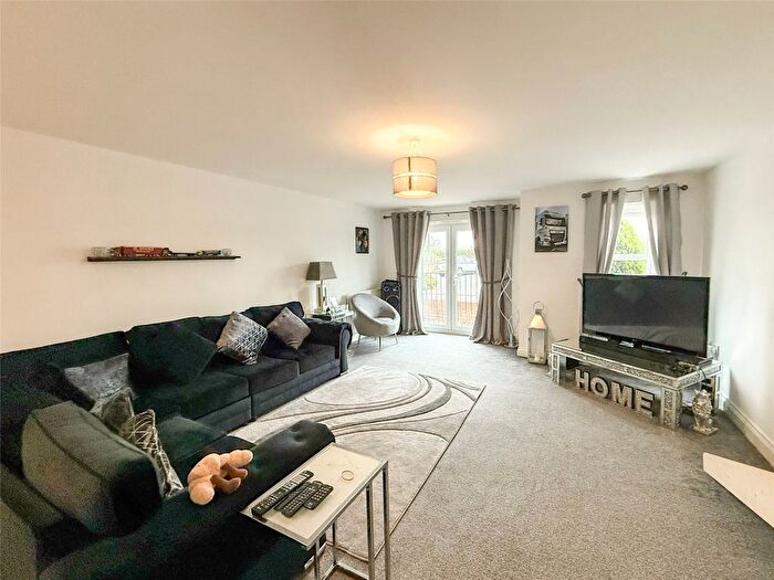 2 Bedroom Flat For Sale In The Willows, Leam Lane, Gateshead, NE10