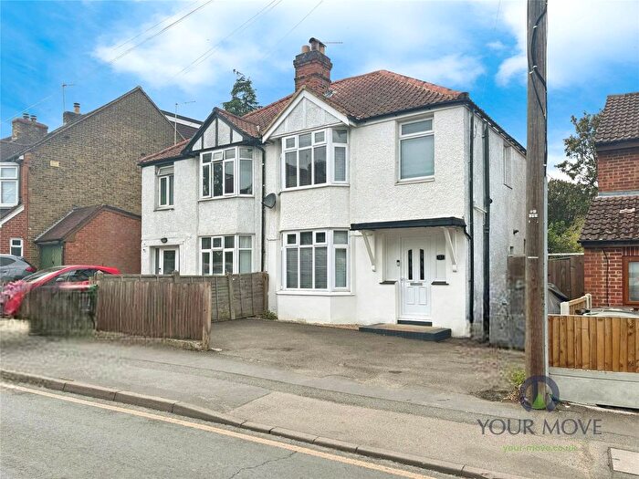 3 Bedroom Semi-Detached House For Sale In College Road, Maidstone, Kent, ME15